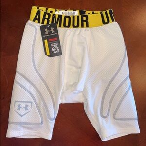 Under Armour UA Compression Heat Gear Padded Shorts , Youth Large NWT
